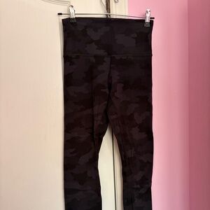 camo lululemon leggings